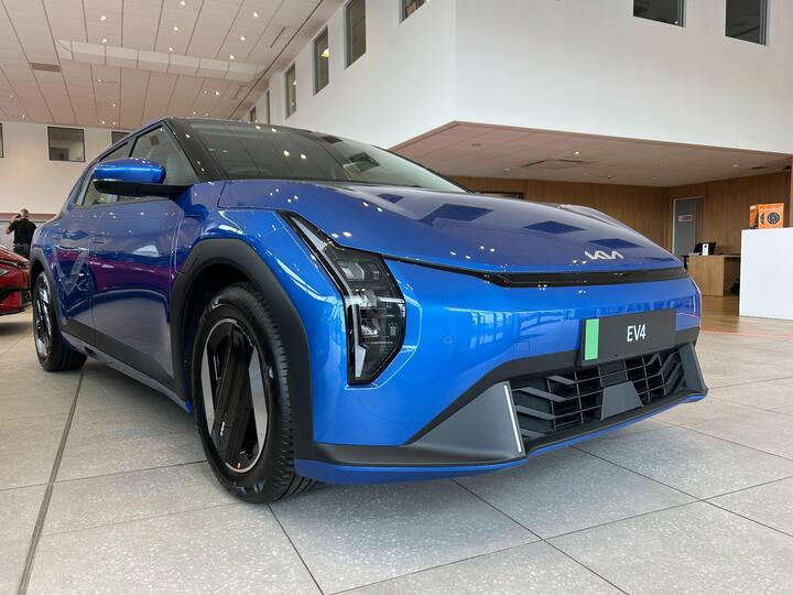 Kia EV4 81.4kWh Air Auto 5dr