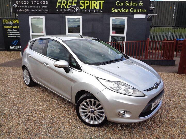 Ford Fiesta 1.4 Titanium 5dr