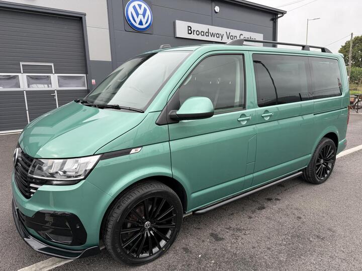 Volkswagen Transporter Shuttle 2.0 TDI SE DSG SWB Euro 6 (s/s) 5dr