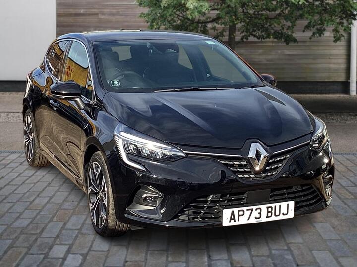 Renault Clio 1.6 E-TECH Techno Auto Euro 6 (s/s) 5dr Renault Clio 1.6 E-TECH Techno Auto Euro 6 (s/s) 5dr