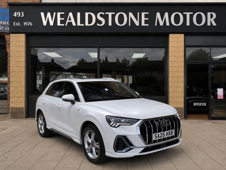 Audi Q3 1.5 TFSI CoD 35 S Line S Tronic Euro 6 (s/s) 5dr