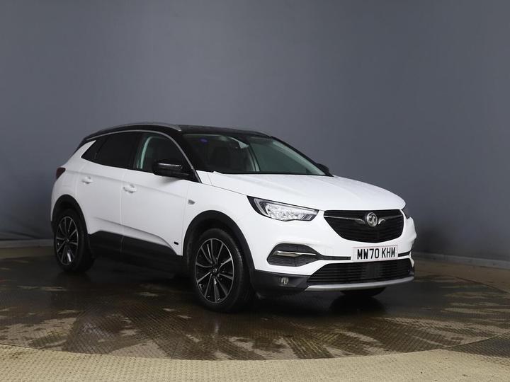 Vauxhall Grandland X 1.6 13.2kWh Elite Nav Auto 4WD Euro 6 (s/s) 5dr Hybrid4