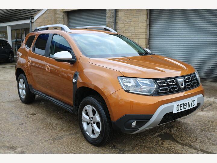 Dacia Duster 1.6 SCe Comfort Euro 6 (s/s) 5dr Dacia Duster 1.6 SCe Comfort Euro 6 (s/s) 5dr