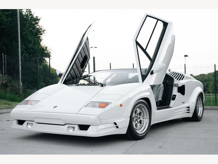 Lamborghini Countach 5.2 Anniversary 2dr Lamborghini Countach 5.2 Anniversary 2dr