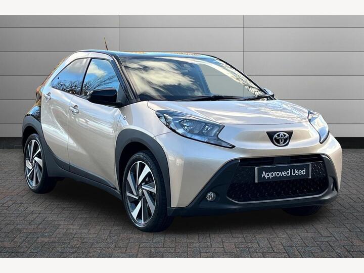 Toyota Aygo X 1.0 VVT-i Edge X-shift Euro 6 (s/s) 5dr Toyota Aygo X 1.0 VVT-i Edge X-shift Euro 6 (s/s) 5dr