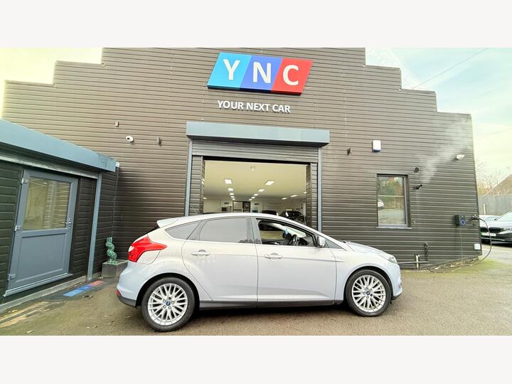 Ford Focus 1.6 Zetec Euro 5 5dr