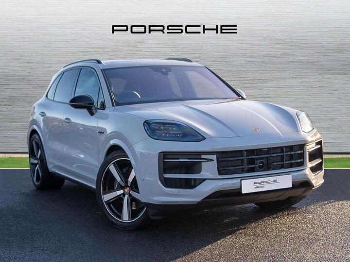 Porsche Cayenne 3.0 V6 E-Hybrid 25.9kWh Black Edition TiptronicS 4WD Euro 6 (s/s) 5dr