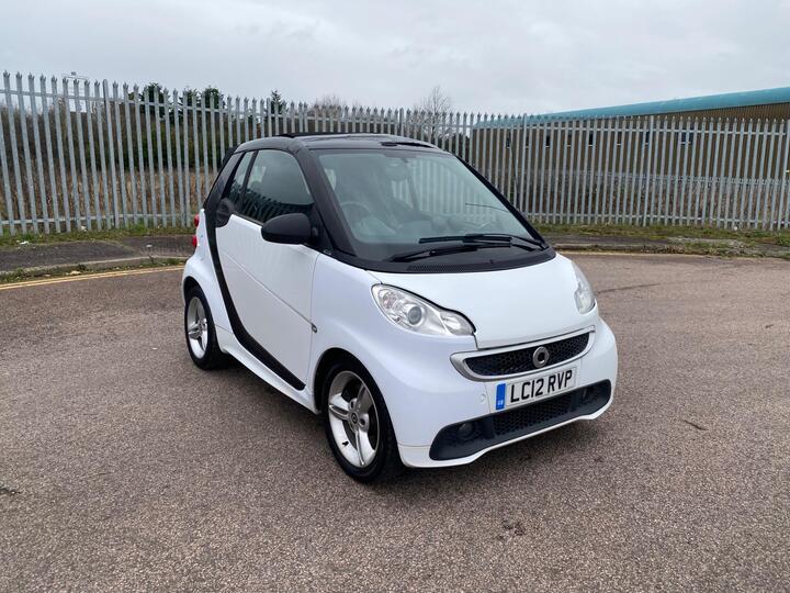 Smart Fortwo 1.0 MHD Pulse Cabriolet SoftTouch Euro 5 (s/s) 2dr Smart Fortwo 1.0 MHD Pulse Cabriolet SoftTouch Euro 5 (s/s) 2dr