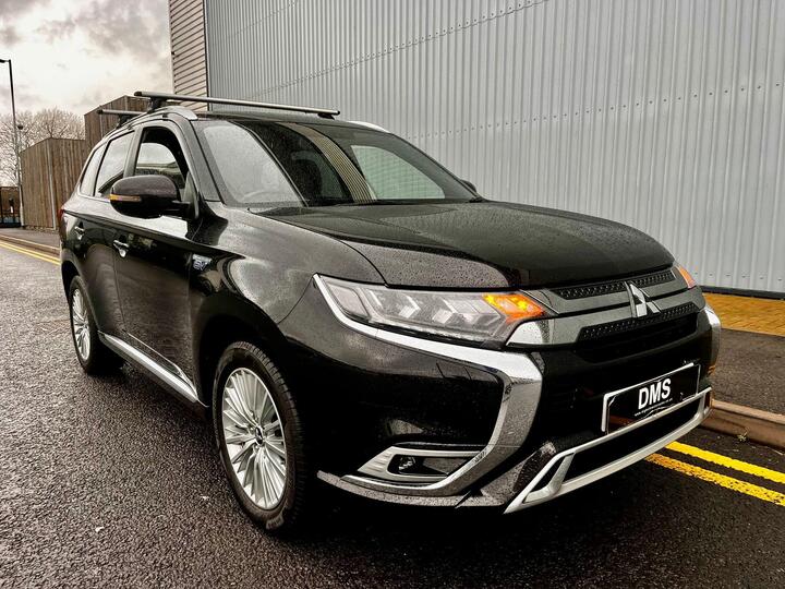Mitsubishi Outlander 2.4h TwinMotor 13.8kWh 4h CVT 4WD Euro 6 (s/s) 5dr