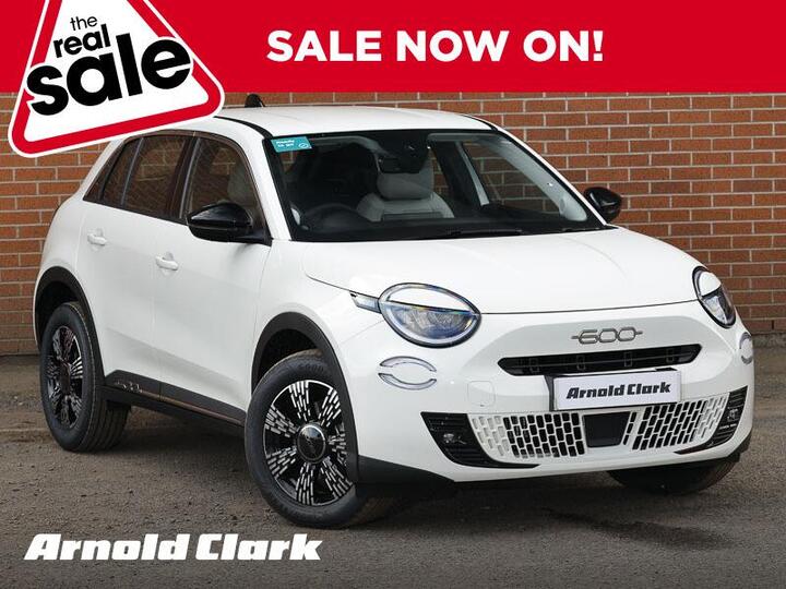 Fiat 600 1.2 MHEV E-DCT Euro 6 (s/s) 5dr