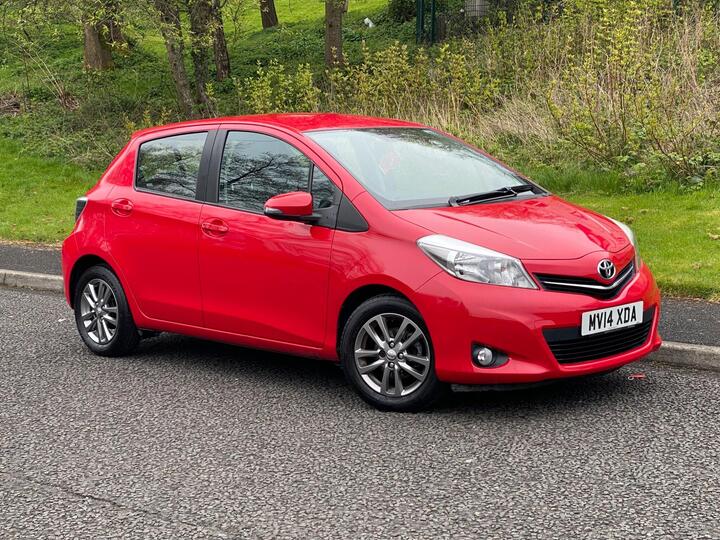 Toyota Yaris 1.33 Dual VVT-i Icon Plus Euro 5 5dr Toyota Yaris 1.33 Dual VVT-i Icon Plus Euro 5 5dr