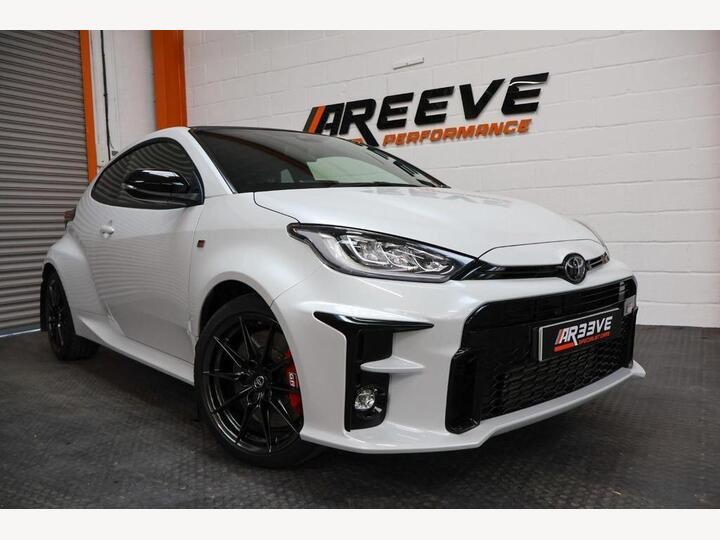 Toyota GR YARIS 1.6T GR Circuit AWD Euro 6 3dr Toyota GR YARIS 1.6T GR Circuit AWD Euro 6 3dr
