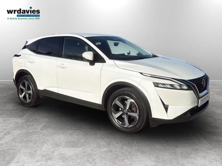 Nissan Qashqai 1.3 DIG-T MHEV N-Connecta XTRON Euro 6 (s/s) 5dr