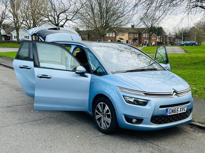 Citroen Grand C4 Picasso 1.6 BlueHDi Exclusive+ Euro 6 (s/s) 5dr Citroen Grand C4 Picasso 1.6 BlueHDi Exclusive+ Euro 6 (s/s) 5dr