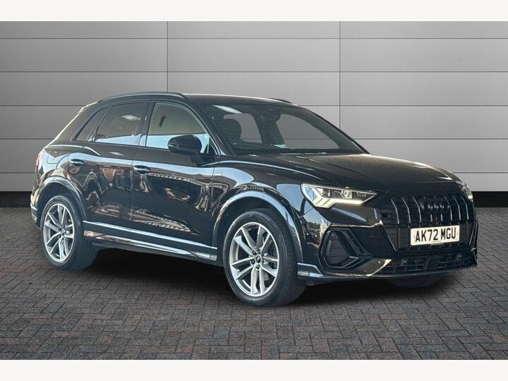 Audi Q3 1.5 TFSI CoD 35 Black Edition S Tronic Euro 6 (s/s) 5dr