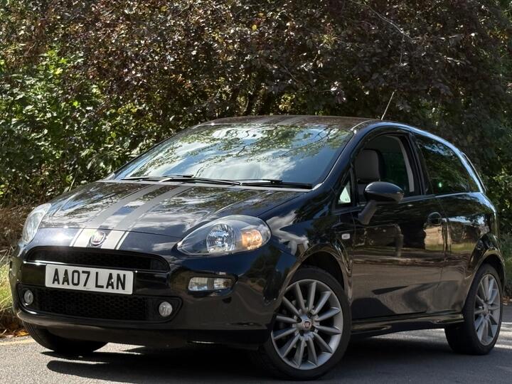 Fiat Punto 1.4 Jet Black Euro 5 (s/s) 3dr