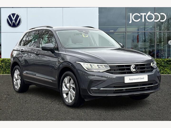 Volkswagen Tiguan 1.5 TSI Life Euro 6 (s/s) 5dr