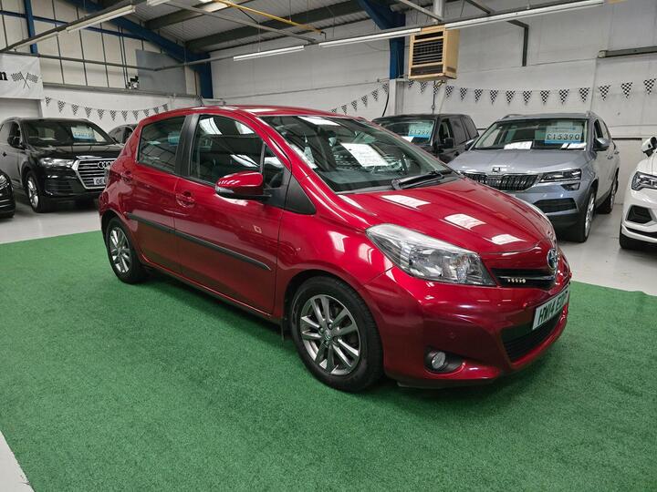 Toyota Yaris 1.4 D-4D Icon Plus Euro 5 5dr