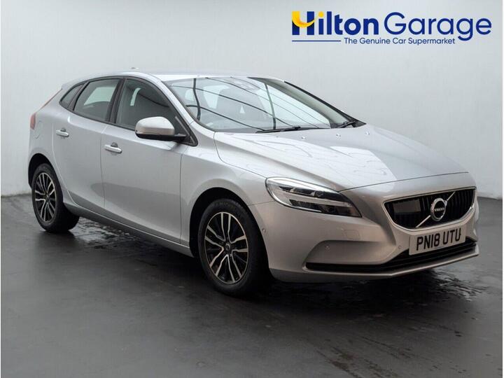Volvo V40 1.5 T2 Momentum Auto Euro 6 (s/s) 5dr