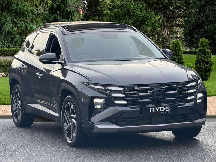 Hyundai TUCSON 1.6 T-GDi Ultimate Auto Euro 6 (s/s) 5dr Hyundai TUCSON 1.6 T-GDi Ultimate Auto Euro 6 (s/s) 5dr