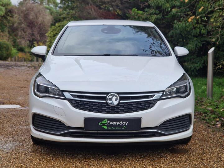 Vauxhall Astra 1.6 CDTi EcoTEC BlueInjection SRi VX Line Nav Euro 6 5dr Vauxhall Astra 1.6 CDTi EcoTEC BlueInjection SRi VX Line Nav Euro 6 5dr