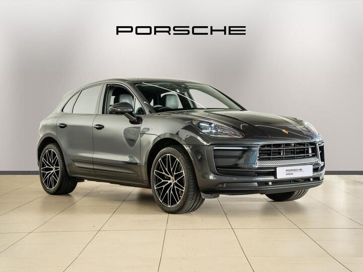 Porsche Macan 2.0T PDK 4WD Euro 6 (s/s) 5dr Porsche Macan 2.0T PDK 4WD Euro 6 (s/s) 5dr