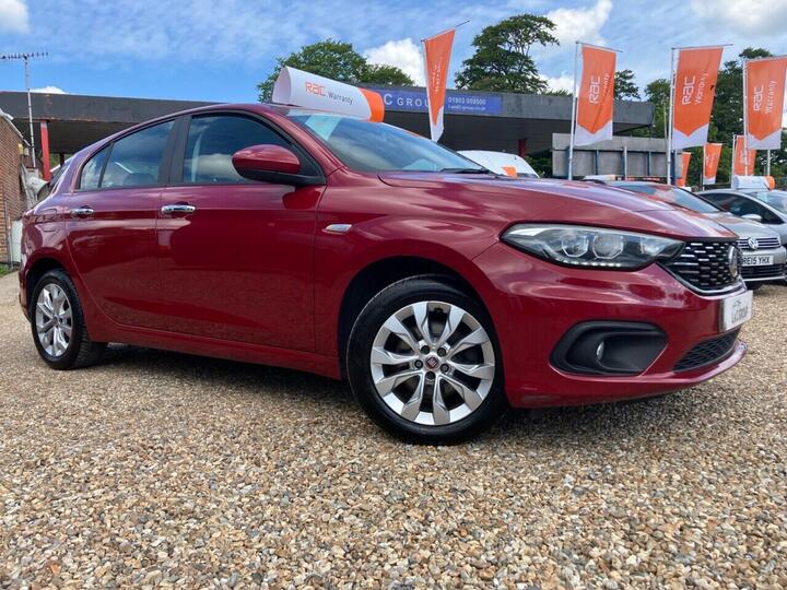 Fiat TIPO 1.4 MPI Easy Plus Euro 6 5dr