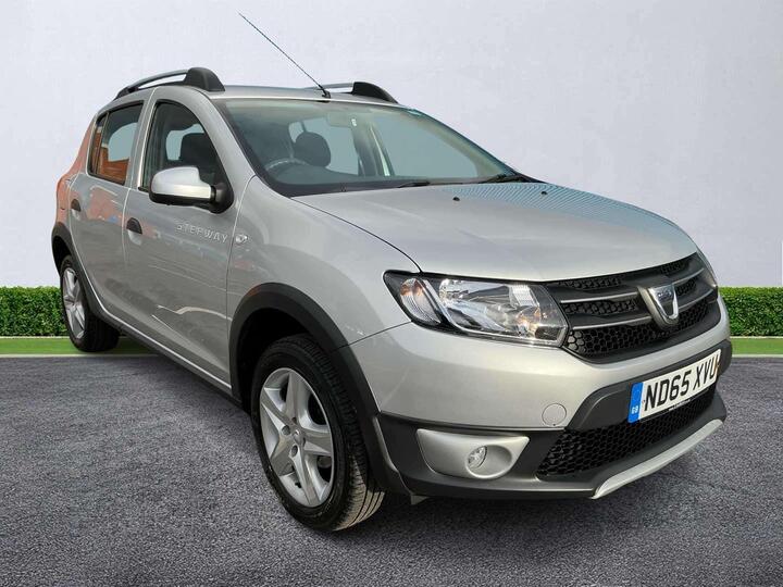 Dacia SANDERO STEPWAY 0.9 TCe Laureate Euro 6 (s/s) 5dr Dacia SANDERO STEPWAY 0.9 TCe Laureate Euro 6 (s/s) 5dr