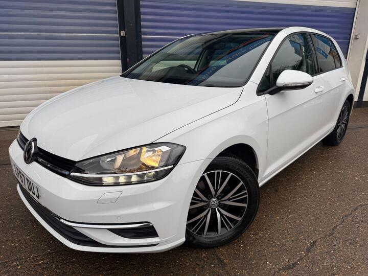 Volkswagen Golf 1.4 TSI BlueMotion Tech SE Nav Euro 6 (s/s) 5dr