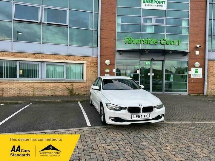 BMW 3 Series 2.0 320d ED EfficientDynamics Business Auto Euro 5 (s/s) 4dr BMW 3 Series 2.0 320d ED EfficientDynamics Business Auto Euro 5 (s/s) 4dr