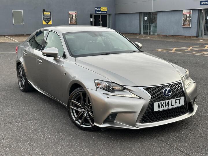 Lexus IS 2.5 300h F Sport E-CVT Euro 5 (s/s) 4dr