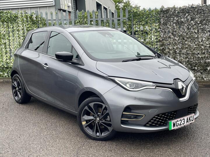 Renault Zoe R135 EV50 52kWh Iconic Auto 5dr (Boost Charge) Renault Zoe R135 EV50 52kWh Iconic Auto 5dr (Boost Charge)
