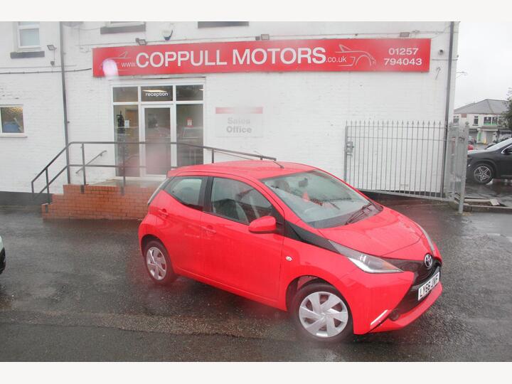 Toyota AYGO 1.0 VVT-i X-play Euro 6 5dr