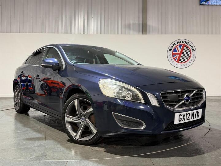 Volvo S60 3.0 T6 SE Lux Premium Saloon 4dr Petrol Geartronic AWD Euro 5 (304 Ps)