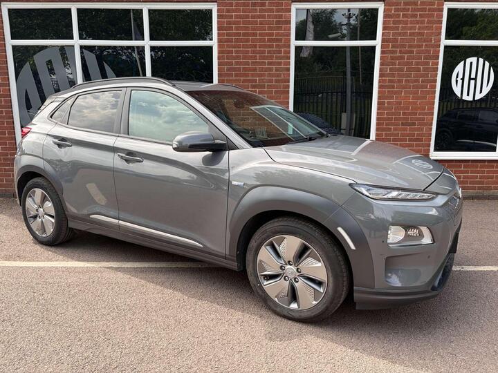 Hyundai KONA 64kWh Premium SE Auto 5dr (7kW Charger)