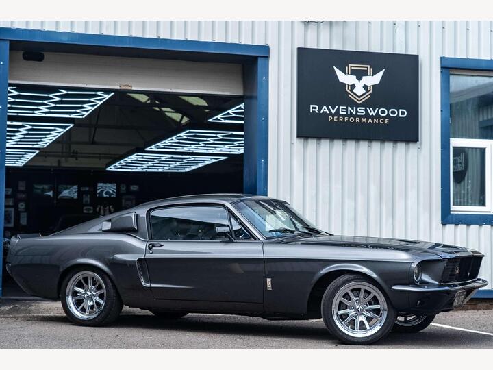 Ford MUSTANG Shelby GT350 Restomod