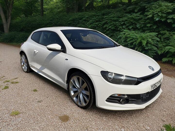 Volkswagen Scirocco 2.0 TDI BlueMotion Tech R-Line Euro 5 (s/s) 3dr (Leather, Nav)
