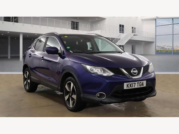 Nissan QASHQAI 1.6 DCi N-Connecta Euro 6 (s/s) 5dr