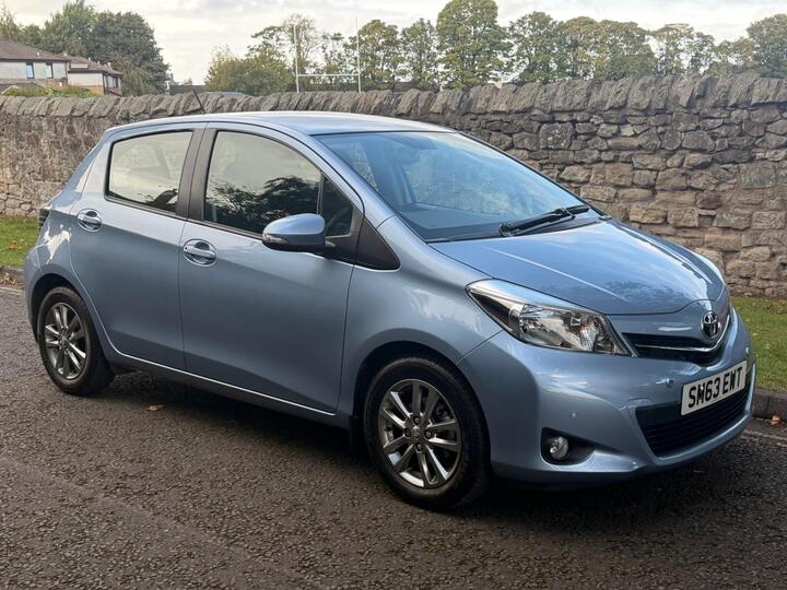 Toyota Yaris 1.33 Dual VVT-i Icon Plus Euro 5 5dr