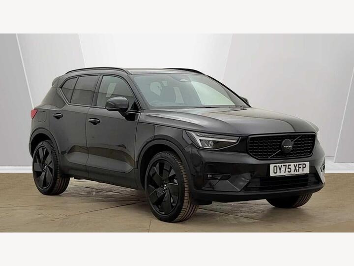 Volvo XC40 2.0 B4 MHEV Plus Black Edition DCT Auto Euro 6 (s/s) 5dr