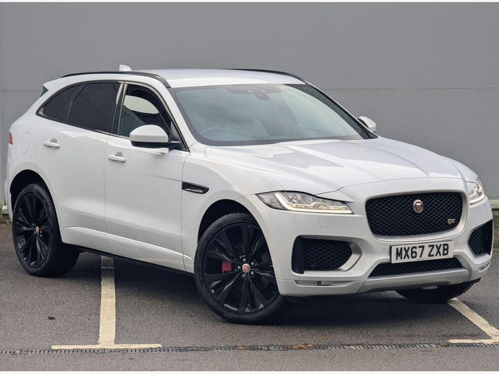 Jaguar F-PACE 3.0 D300 V6 S Auto AWD Euro 6 (s/s) 5dr Jaguar F-PACE 3.0 D300 V6 S Auto AWD Euro 6 (s/s) 5dr