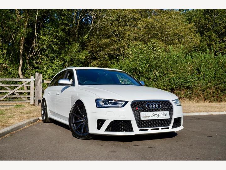 Audi RS4 Avant 4.2 FSI V8 S Tronic Quattro Euro 5 5dr