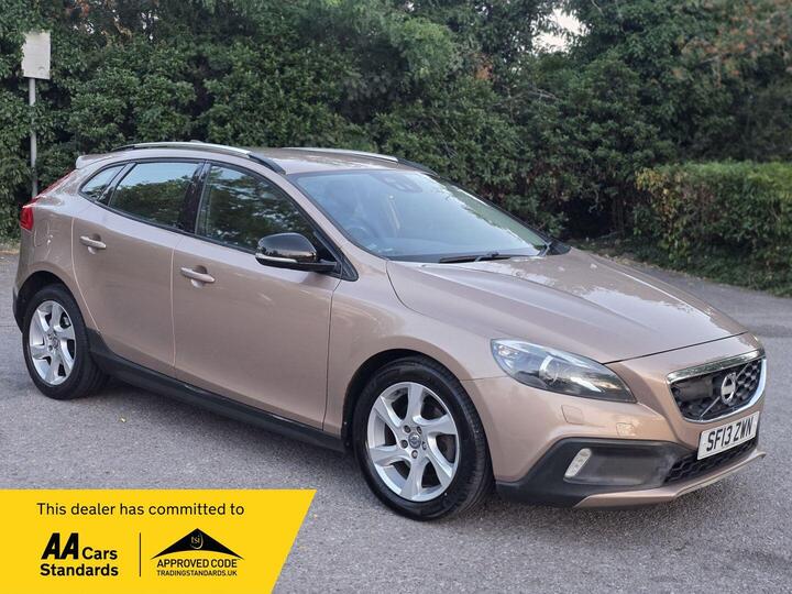 Volvo V40 Cross Country 1.6 T4 Lux Nav Powershift Euro 5 (s/s) 5dr