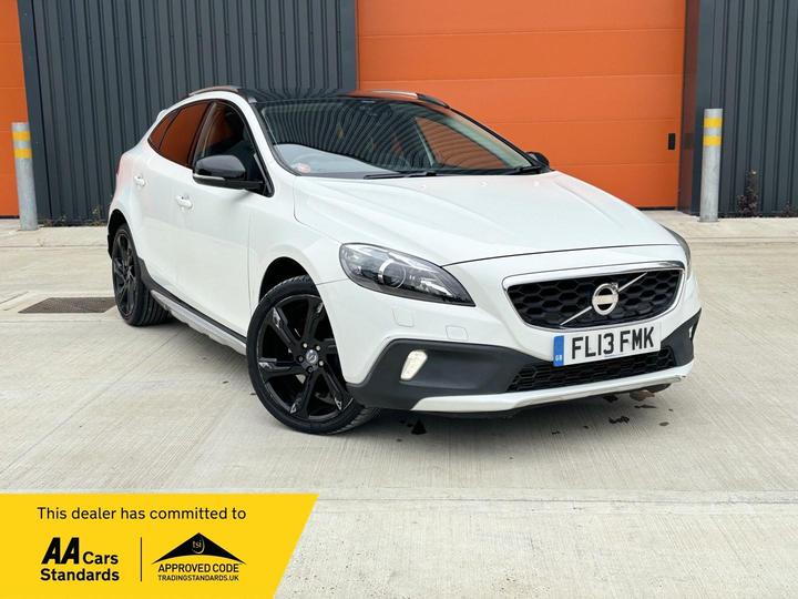 Volvo V40 Cross Country 2.0 D4 Lux Nav Geartronic Euro 5 (s/s) 5dr