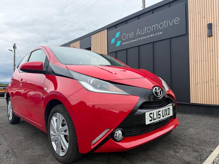 Toyota AYGO 1.0 VVT-i X-pression X-wave Euro 5 5dr Euro 5