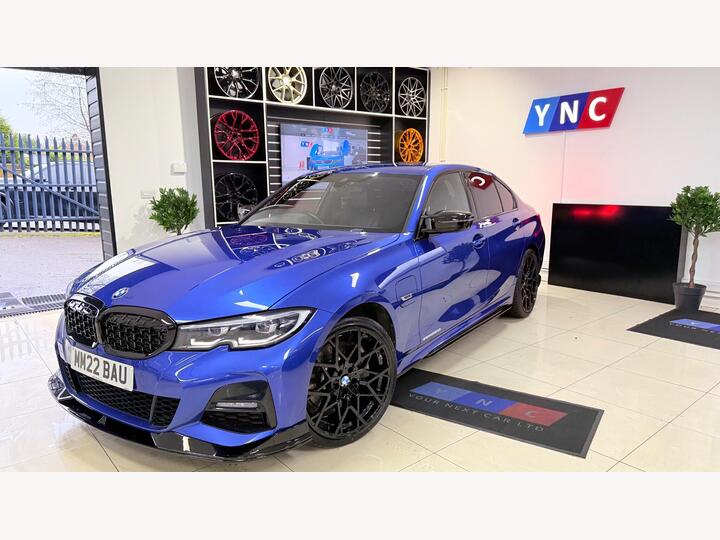 BMW 3 Series 2.0 330e 12kWh M Sport Auto Euro 6 (s/s) 4dr BMW 3 Series 2.0 330e 12kWh M Sport Auto Euro 6 (s/s) 4dr