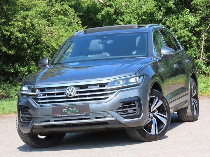 Volkswagen Touareg 3.0 TDI V6 R-Line Tech Tiptronic 4Motion Euro 6 (s/s) 5dr Volkswagen Touareg 3.0 TDI V6 R-Line Tech Tiptronic 4Motion Euro 6 (s/s) 5dr