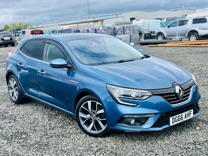 Renault MEGANE 1.5 DCi Dynamique S Nav Euro 6 (s/s) 5dr Renault MEGANE 1.5 DCi Dynamique S Nav Euro 6 (s/s) 5dr