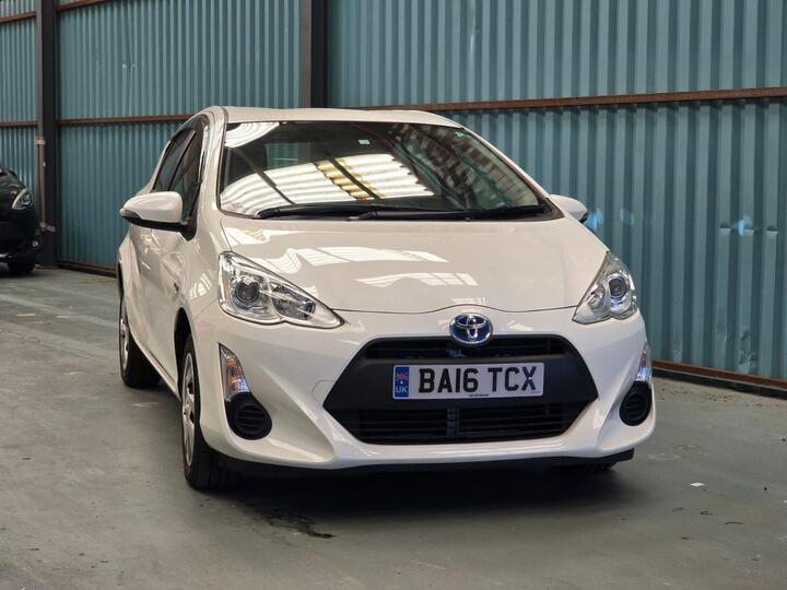 Toyota Aqua Hybrid Auto Best 4 Family Driving School