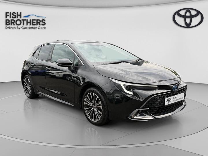 Toyota Corolla 1.8 VVT-h Design CVT Euro 6 (s/s) 5dr